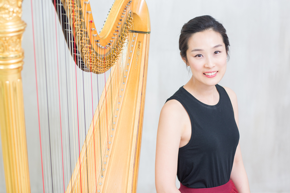 Harpist Ko Ni Choi