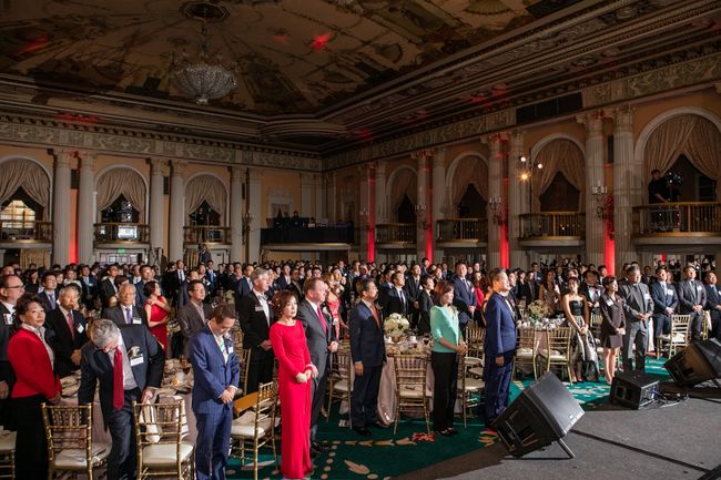 L.A.’s Korean-American community organizations are relocating their annual year-end events to Koreatown over downtown for easier access and lower costs. The above is a photo from the L.A. Korean Chamber of Commerce’s annual gala at the Millennium Biltmore Hotel in downtown last March. 