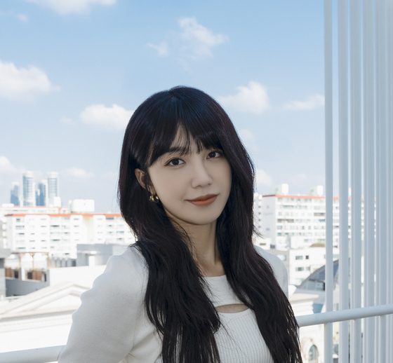 Jeong Eunji makes good on her years-long promise to fans