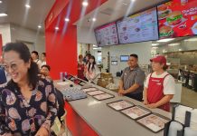 $1 Lotteria Shrimp Burger? The Ultimate Mother’s Day Steal! Lotteria Shrimp Burger