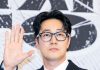 So Ji-sub Heartwarming Gesture: Gold Gifts & Staff Kindness So Ji-sub Heartwarming Gesture