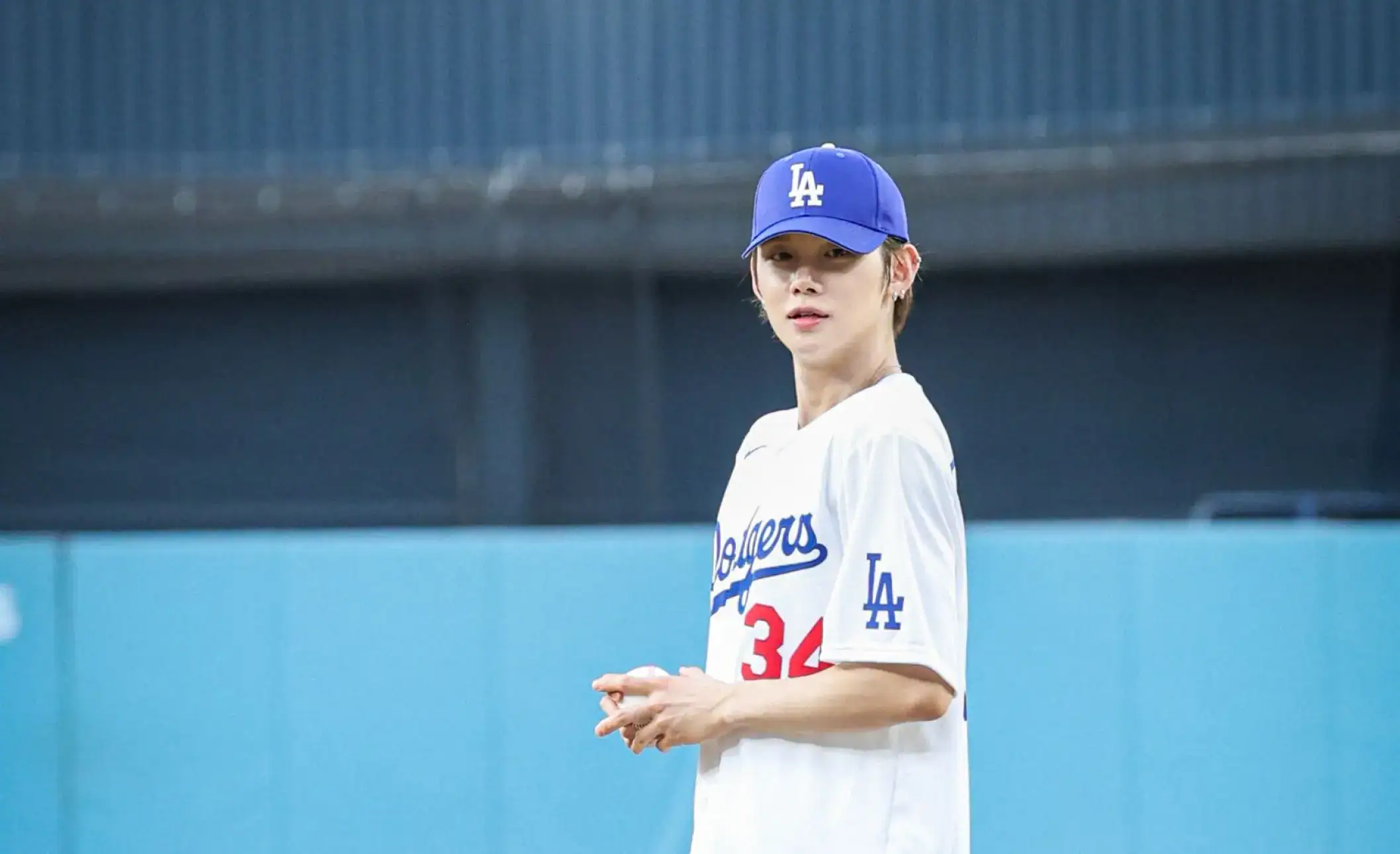 Tomorrow X Together Yeonjun Dodgers First Pitch