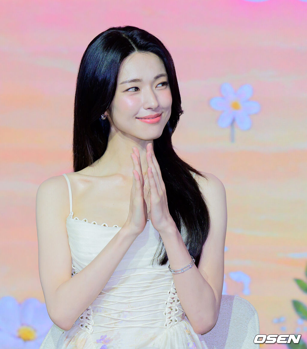 Actor Ha Young Traitor Ancestor Controversy