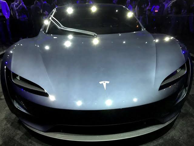 Tesla Roadster Reservations Reopen